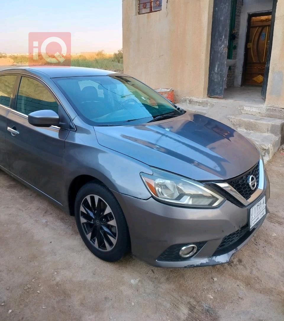 نیسان سێنترا